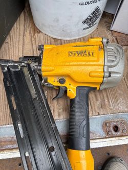 DeWalt Framing Nailer Nail Gun