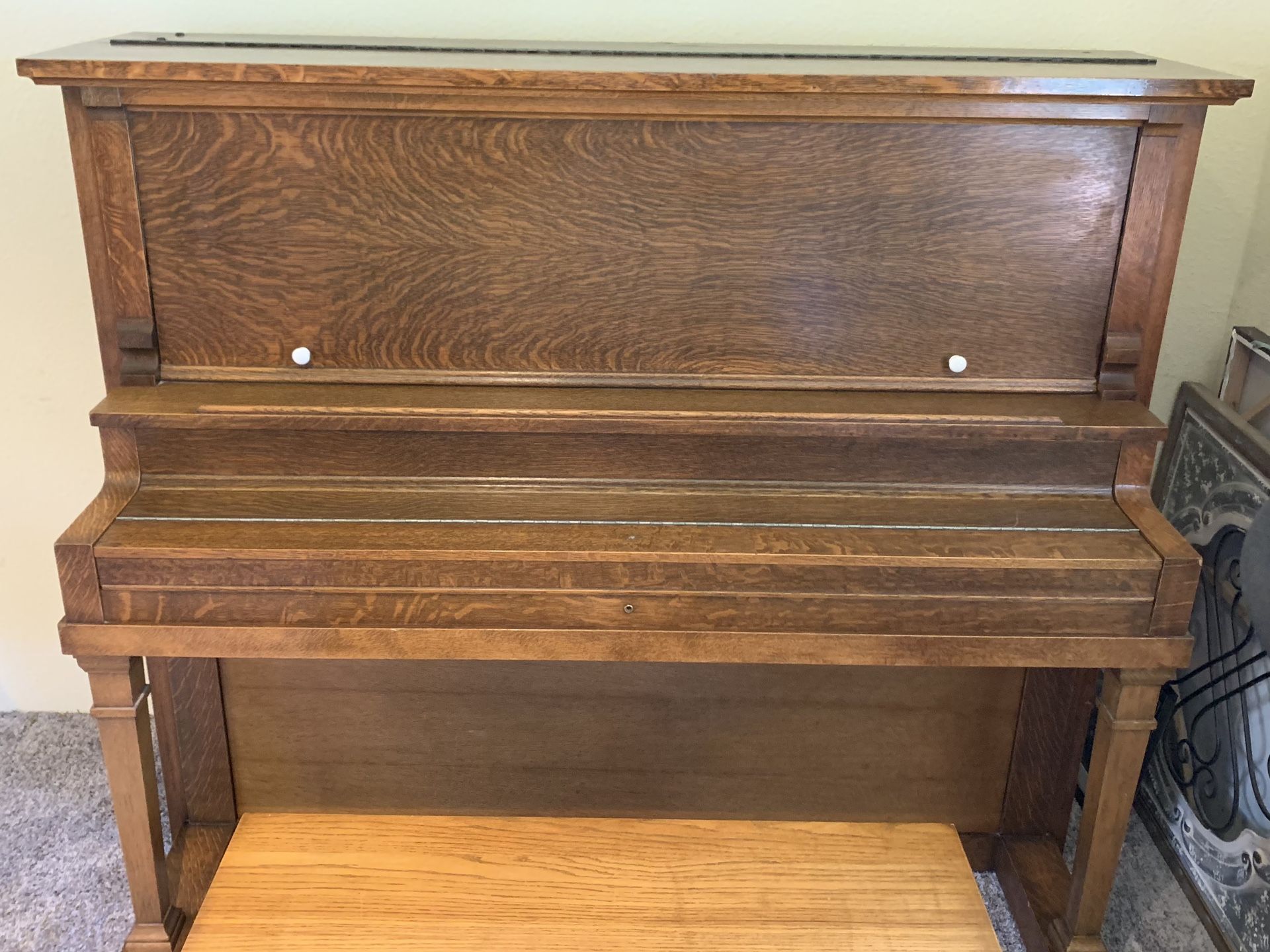 Laffargue sales upright piano