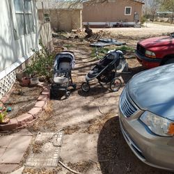 2 Strollers Bundle Asking $25