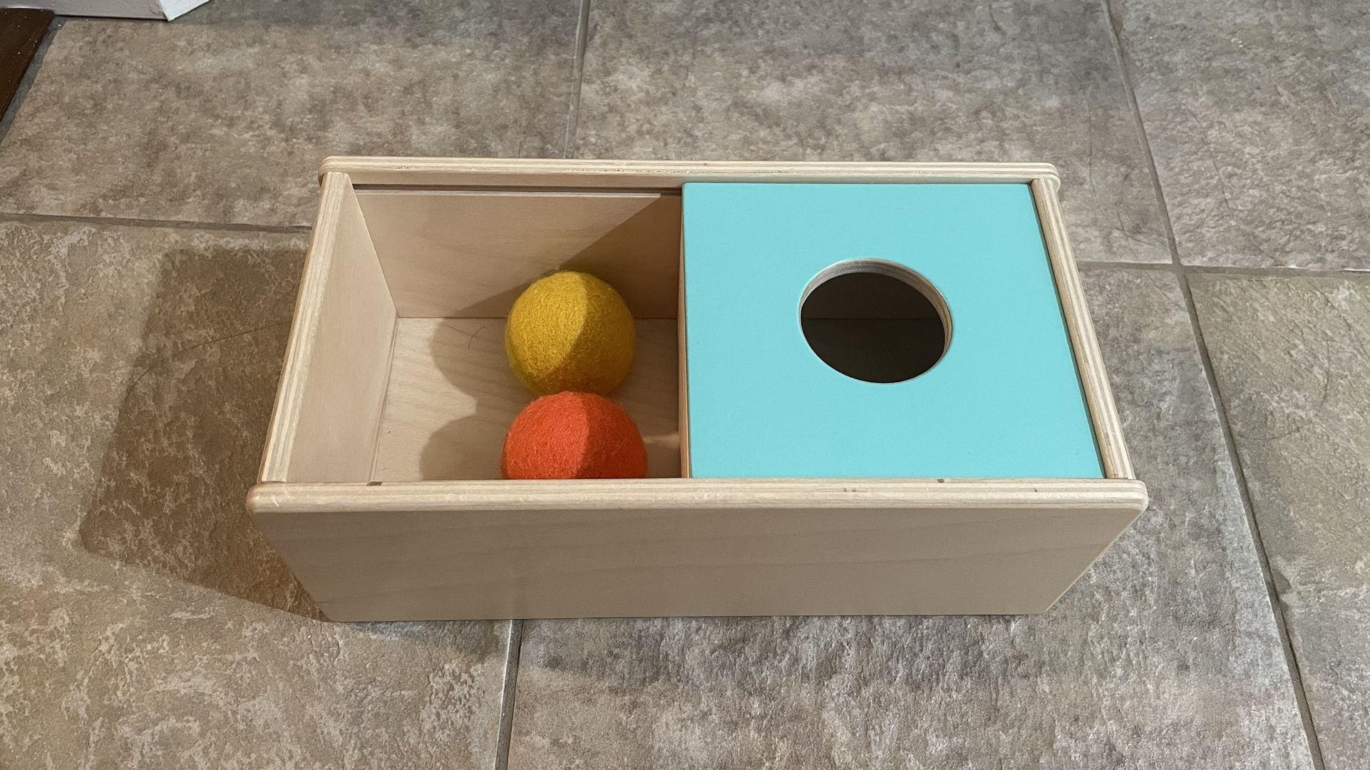Lovevery Sliding Box Ball Drop 