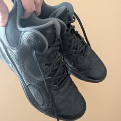 Nike Basketball Shoes 8.5