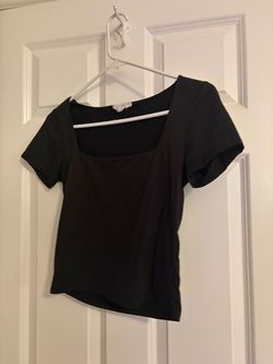 Black Square Neck Short Sleeve Top