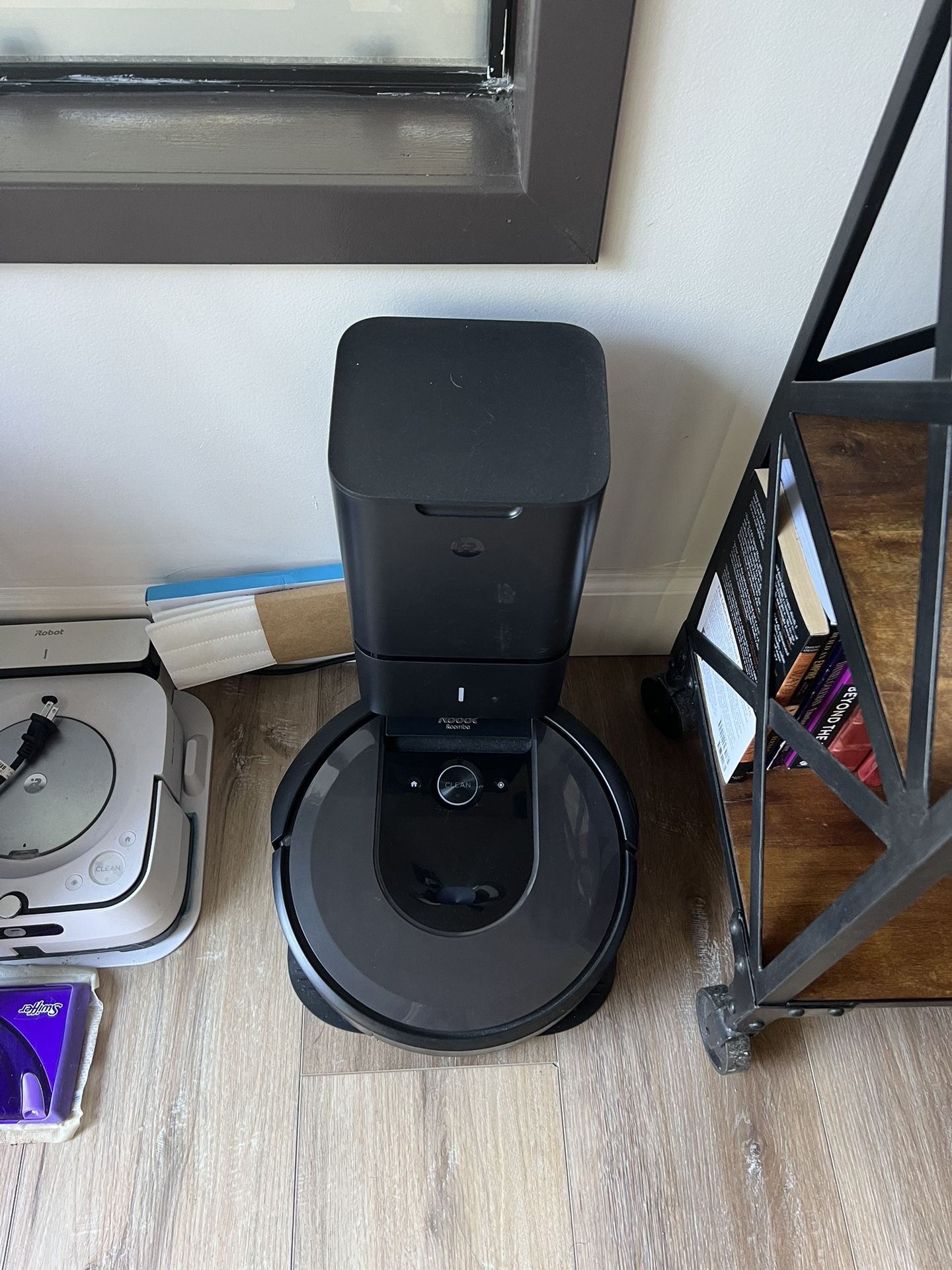 Roomba i7 and Bravia Mop for Sale in Dana Point, CA OfferUp