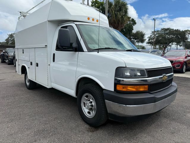 2022 Chevrolet Express Commercial Cutaway
