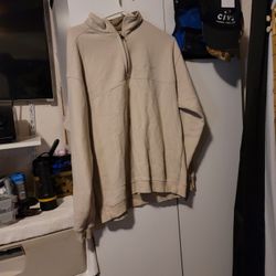 Women Medium Columbian  Sweat Shirt Very Nice