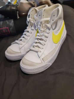 Size 8 Nike Blazer Mid '77 Vintage in the "Lemon Venom"