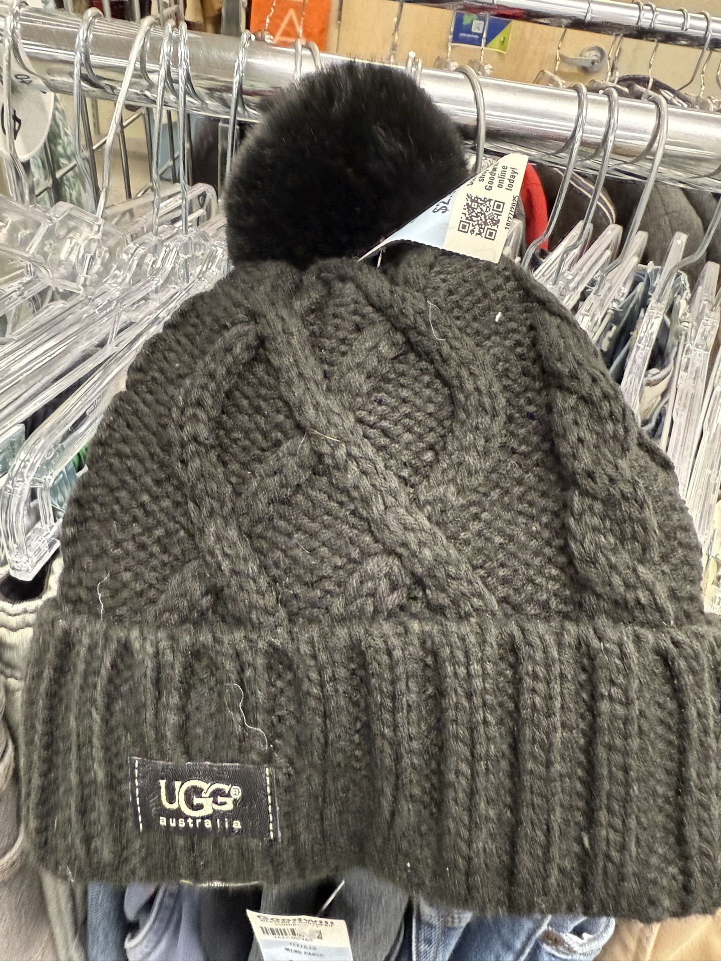 UGG Australia cable knit beanie one size