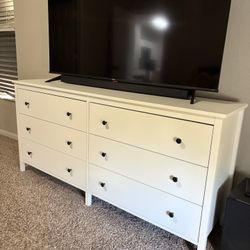 IKEA DRESSER 6 DRAWERS 