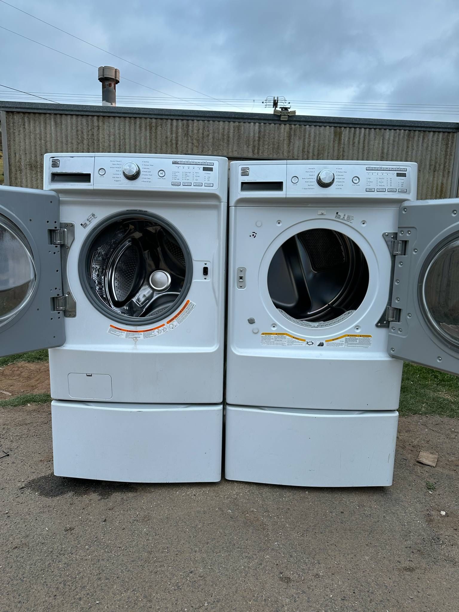 Kenmore Washer And Gas Dryer 30”