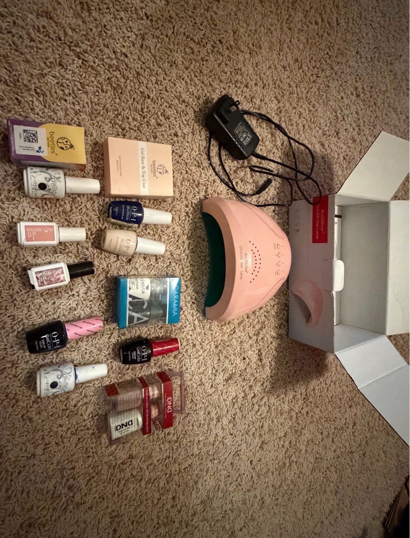 UV LED nail lamp and gel nail polishes