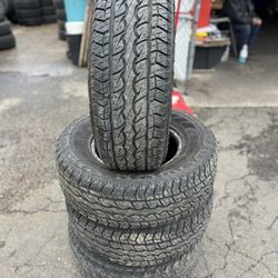 KUMHO 265/70/16 LIKE NEW!!!!