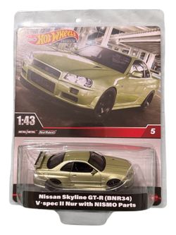 Hot Wheels Premium 2024 Nissan Skyline GT-R BNR 34 1:43 Scale