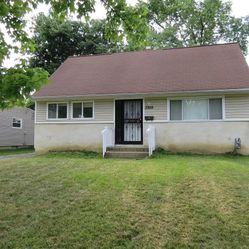 Welcome to this beautiful newly renovated 3 bedroom 2 bath home!
