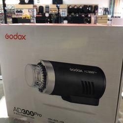 Godox AD300 Pro