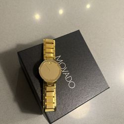 Movado Sapphire, 39 mm yellow gold Men’s 