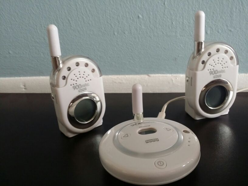 900MHz Fisher-Price Baby Monitor Long Range Dual Receivers Bundle M6163