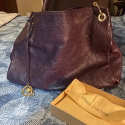 Louis Vuitton Leather Violet Purse and Wallet 