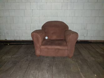 Suede puppy chair