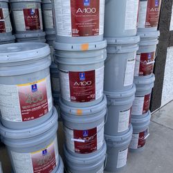 Variedad De Pintura Y Material Paint & Supplies 