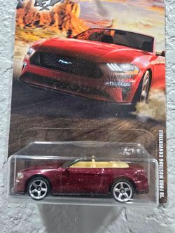 Matchbox 18 Ford Mustang Convertible