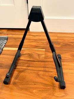Guitar Stand