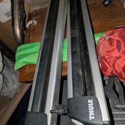 Thule Ski/Snowboard Rack (91735U)