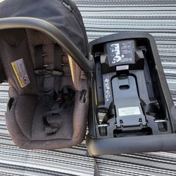 Evenflo Car seat 