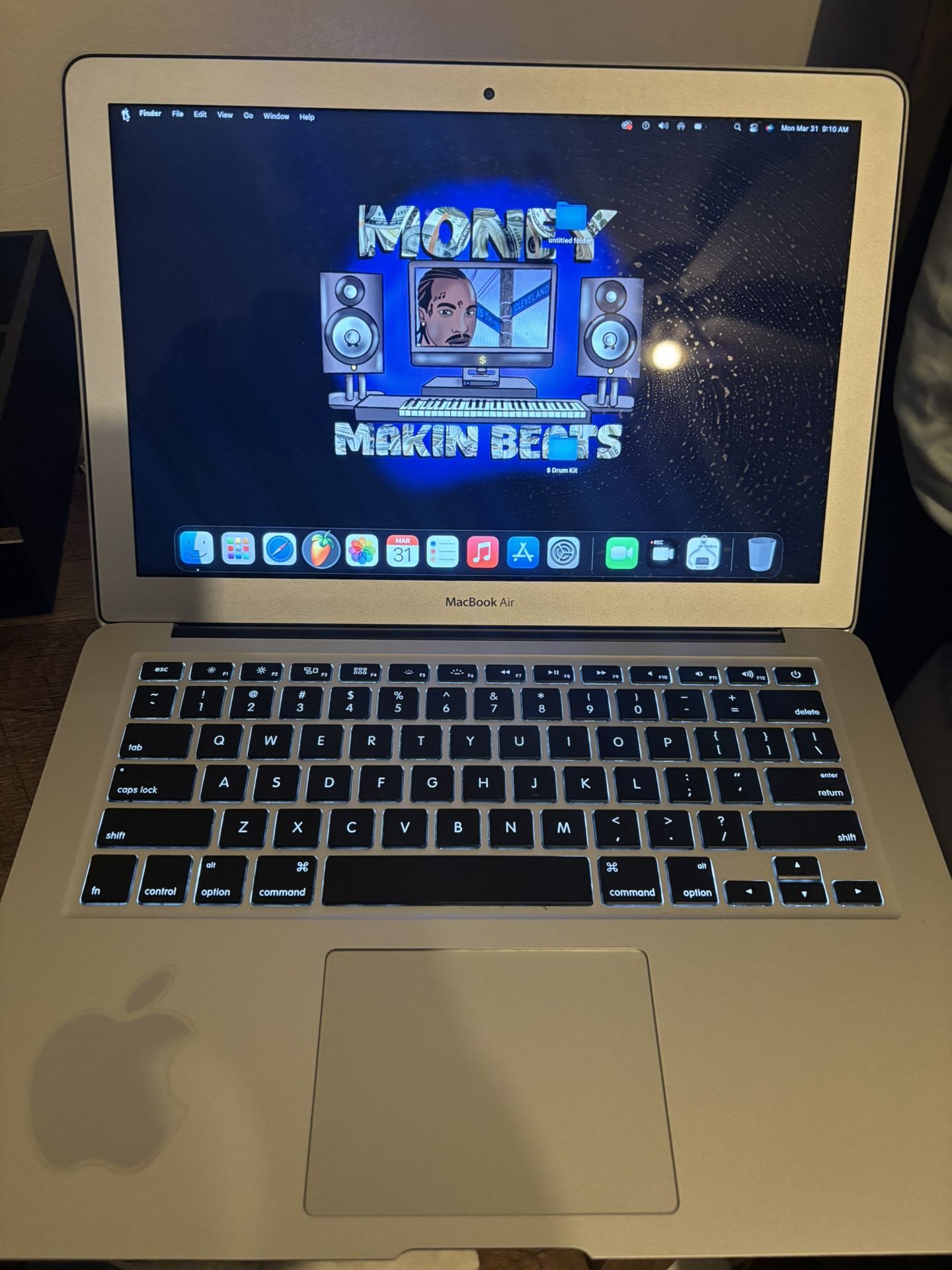 2017 Macbook Air 8gb