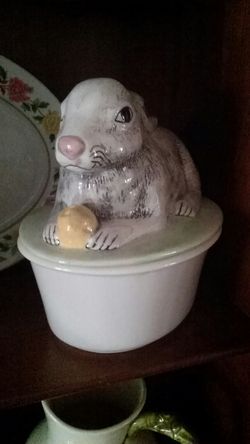Rabbit and Duck lid bread basket