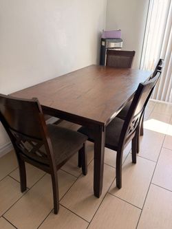 6 piece dinning table