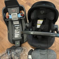 Uppababy Aria Car seat And Base