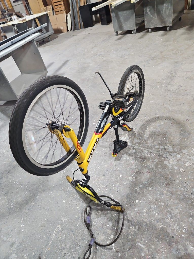 Keds Bike Rim 20 TREK JET