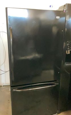 Maytag Bottom Freezer Black Refrigerator Fridge
