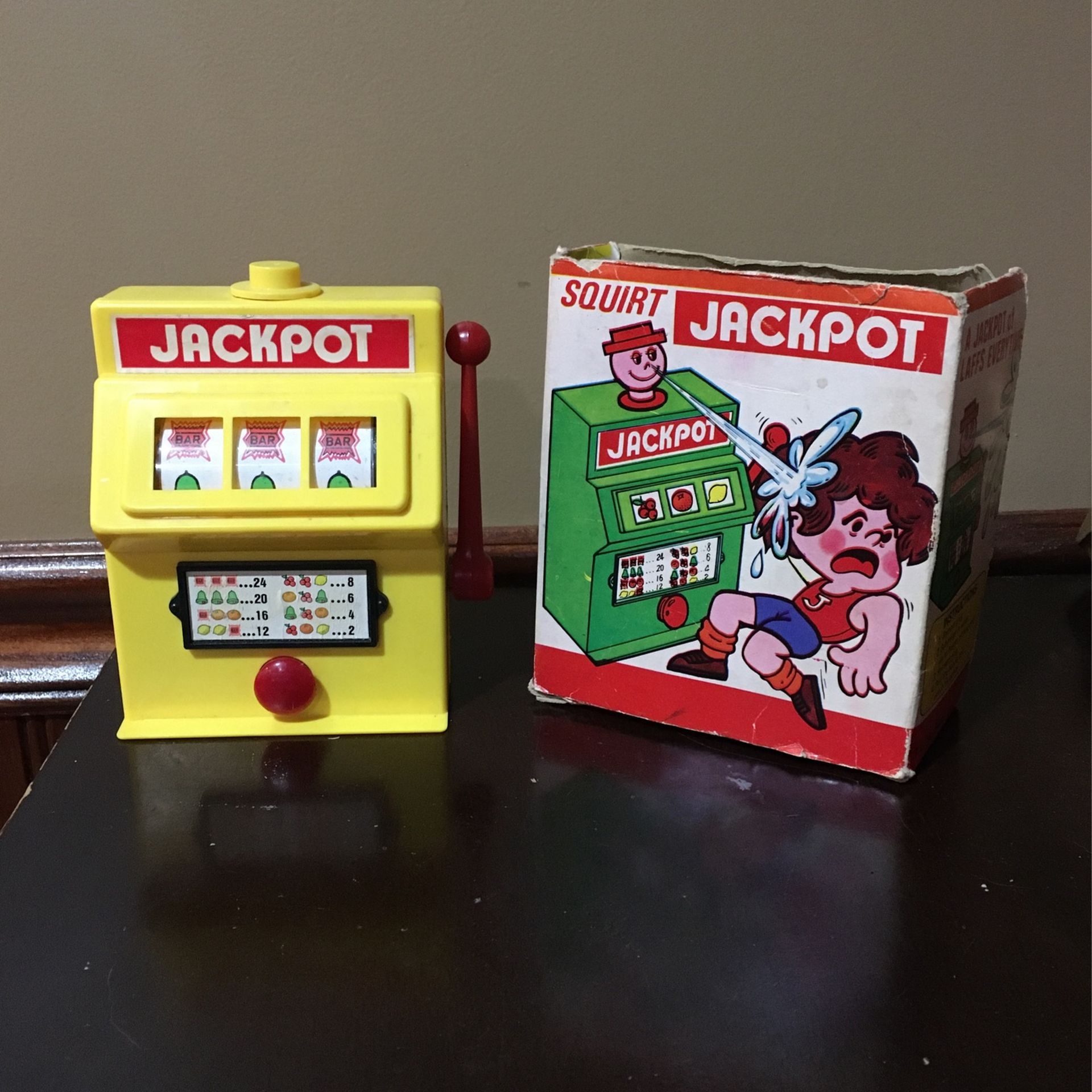 Squirt Jackpot Vintage Water Toy