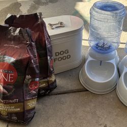 Dog Food Bundle With Feeder And Auto Water
