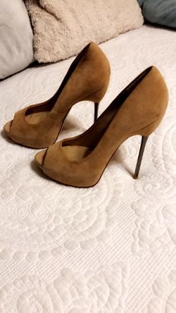 ALDO size 6 suede heels $10
