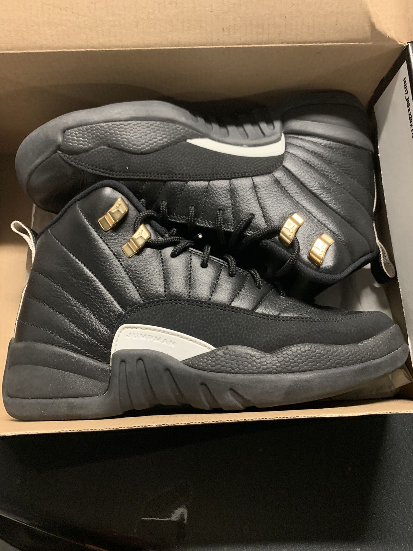 Jordans - Master 12s