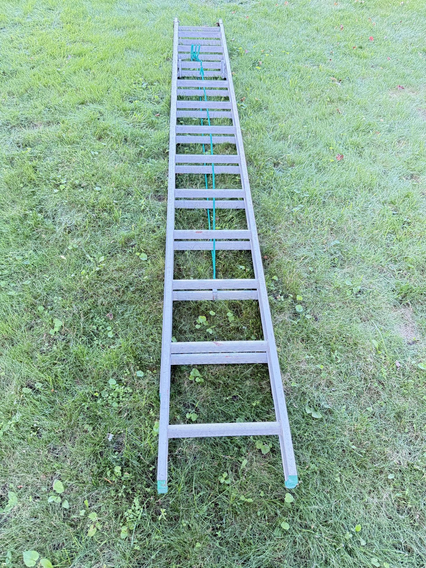 24ft louisville aluminum extension ladder 