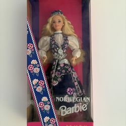 Norwegian, Barbie Dolls Of The World