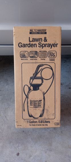 1 gallon sprayer new in box