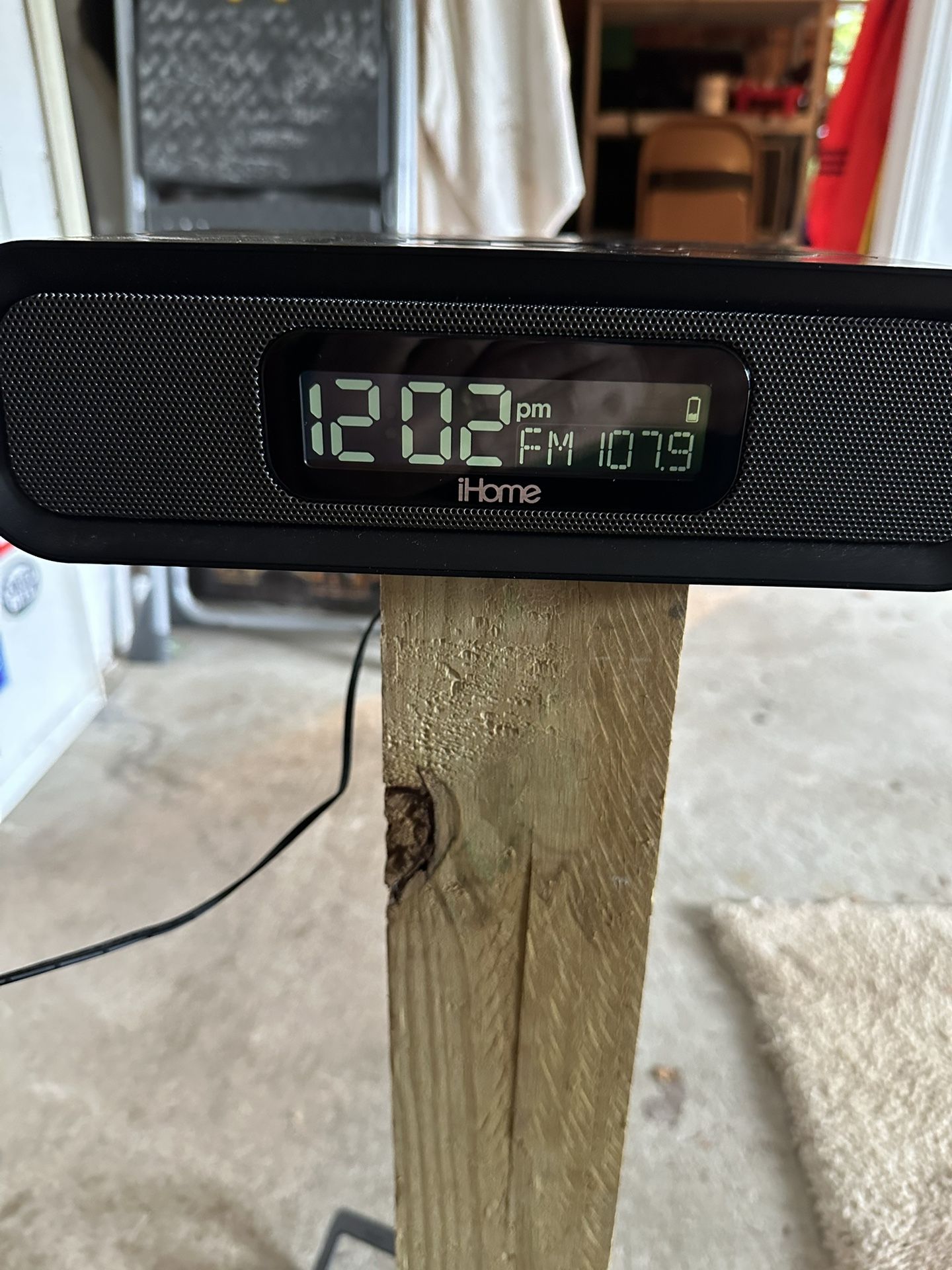 i Home Alarm Clock Radio