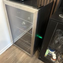 Mini Fridge 