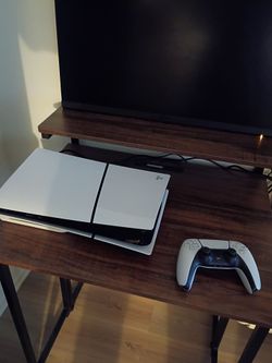 PS5 Slim Disc Edition (1TB)