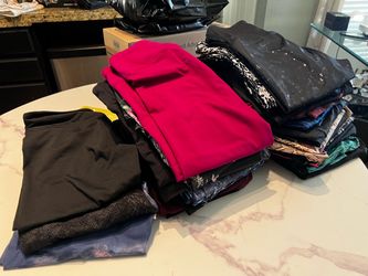 36 Bulk Lot of Women's Leggings size M