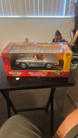 1/18,  1962 Chevy Corvette , silver