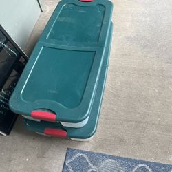 Great Deal Great Conditions 2 Like New Sterlite Tote Bins Get Both 