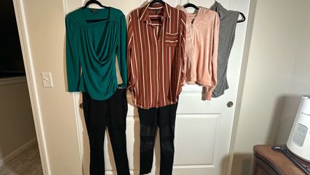 Tops and leggings size large