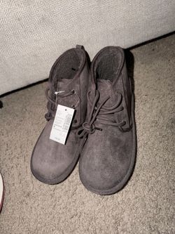 Boy boots