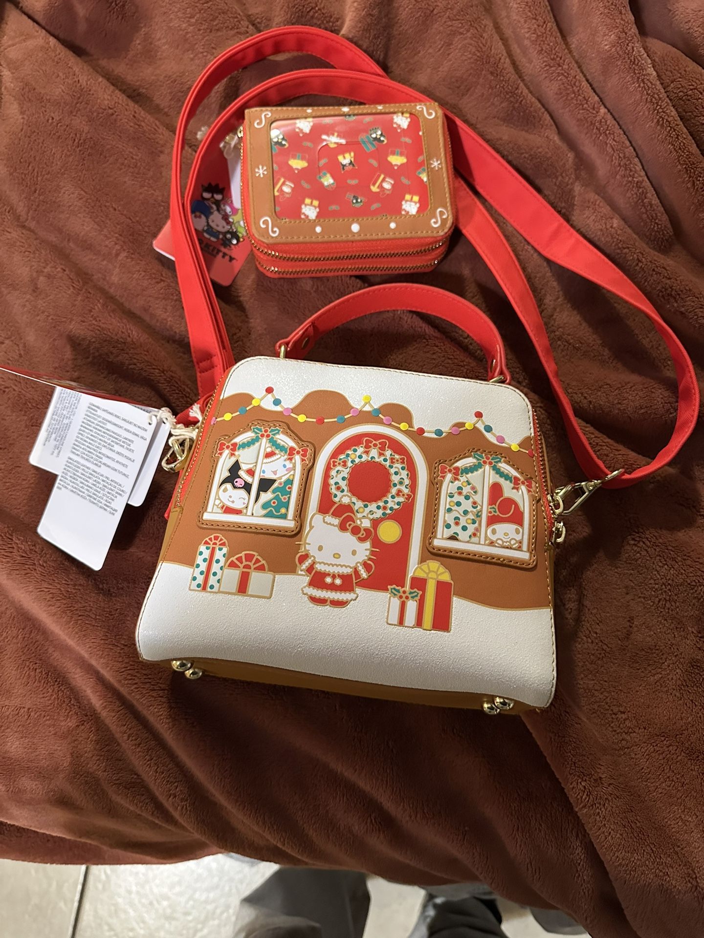 HELLO KITTY PURSE