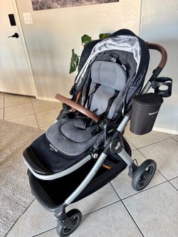 Maxi-Cosi Adorra Stroller